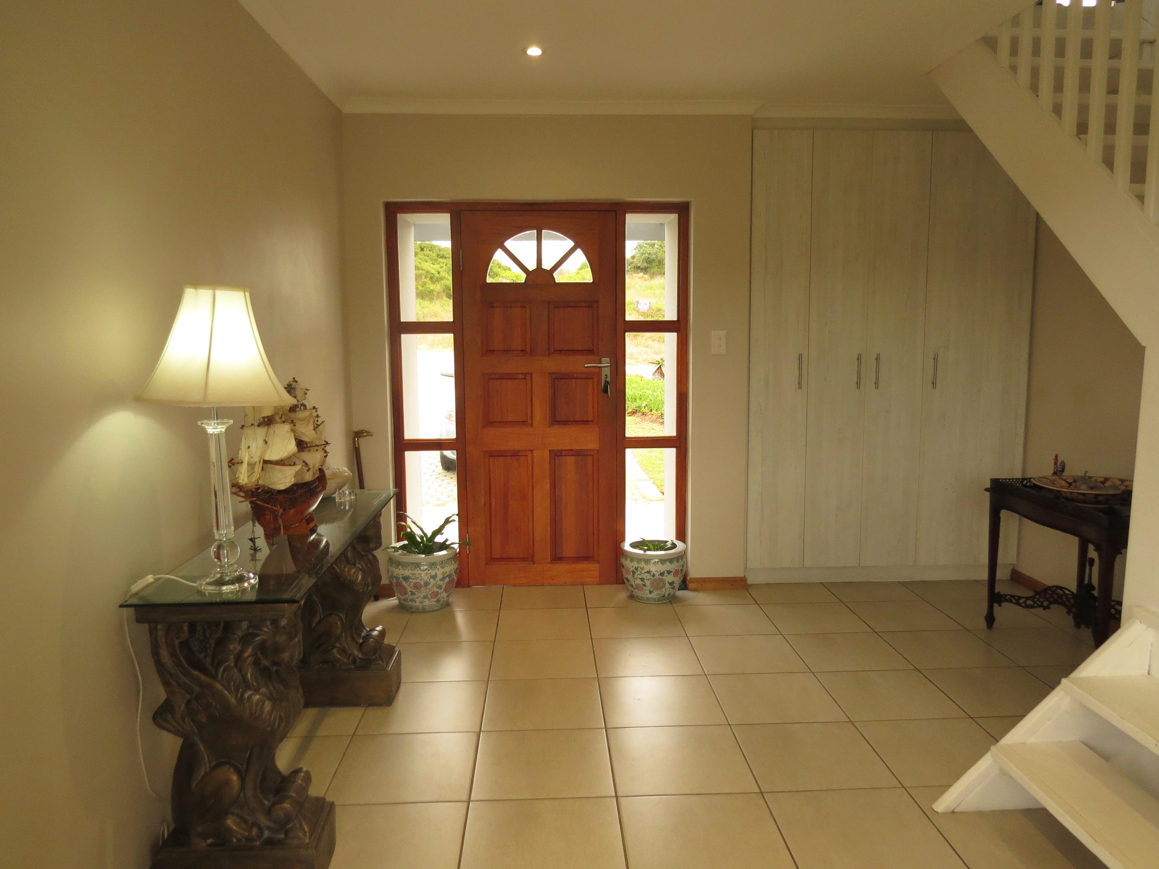 Image 3 of 6