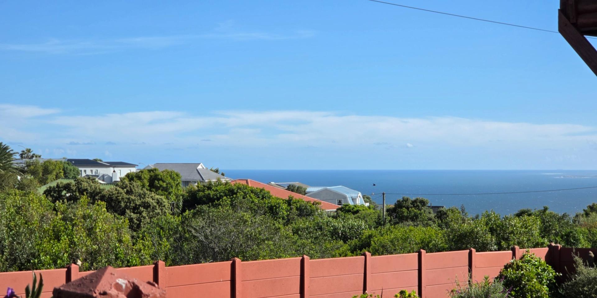 Image 2 of 6