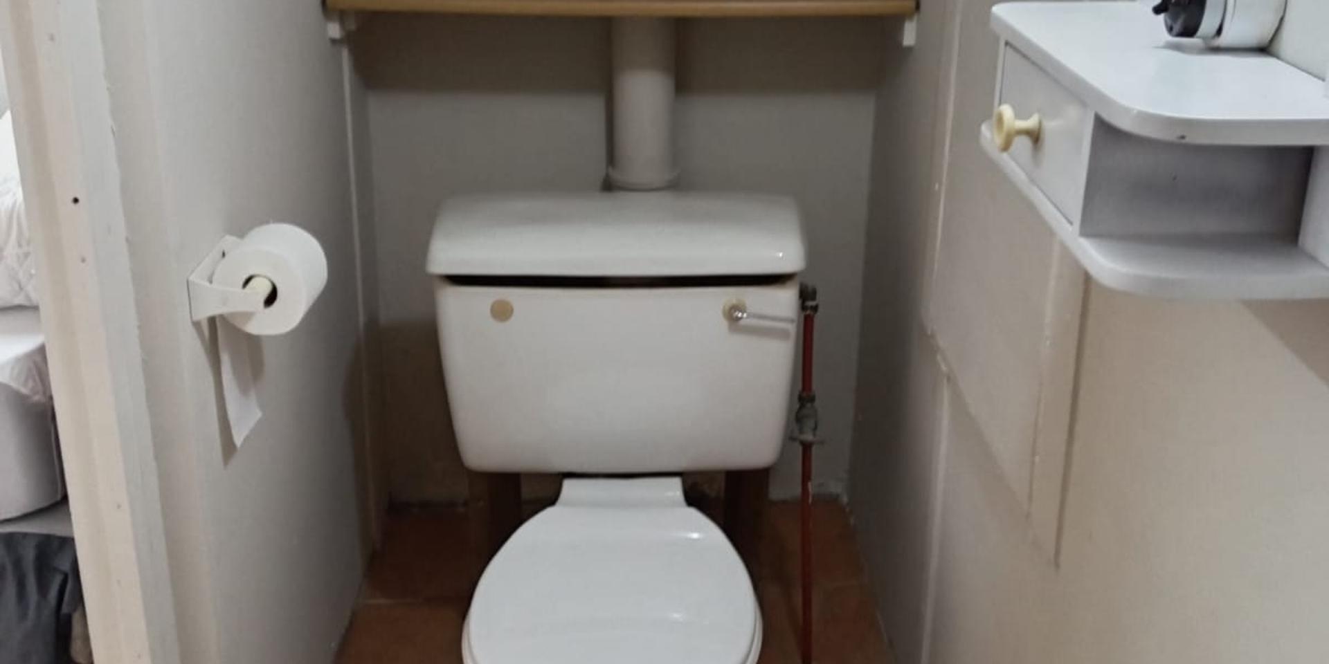 Image 5 of 6