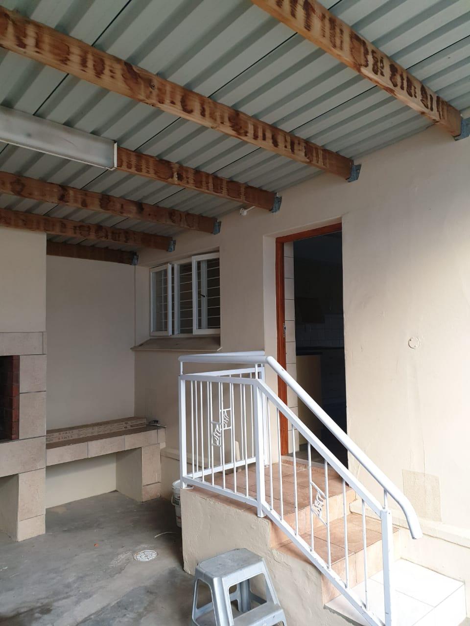 Image 5 of 6