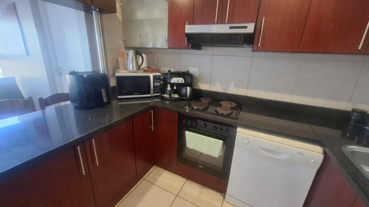 Image 5 of 6