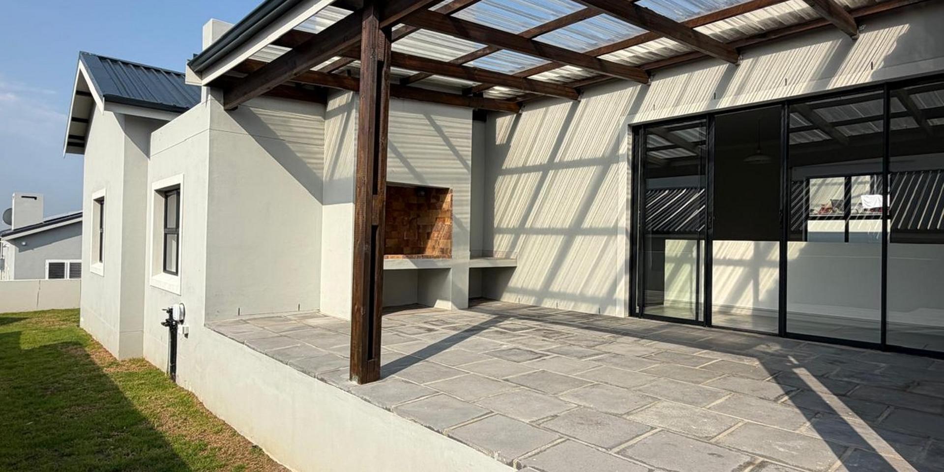Image 2 of 6