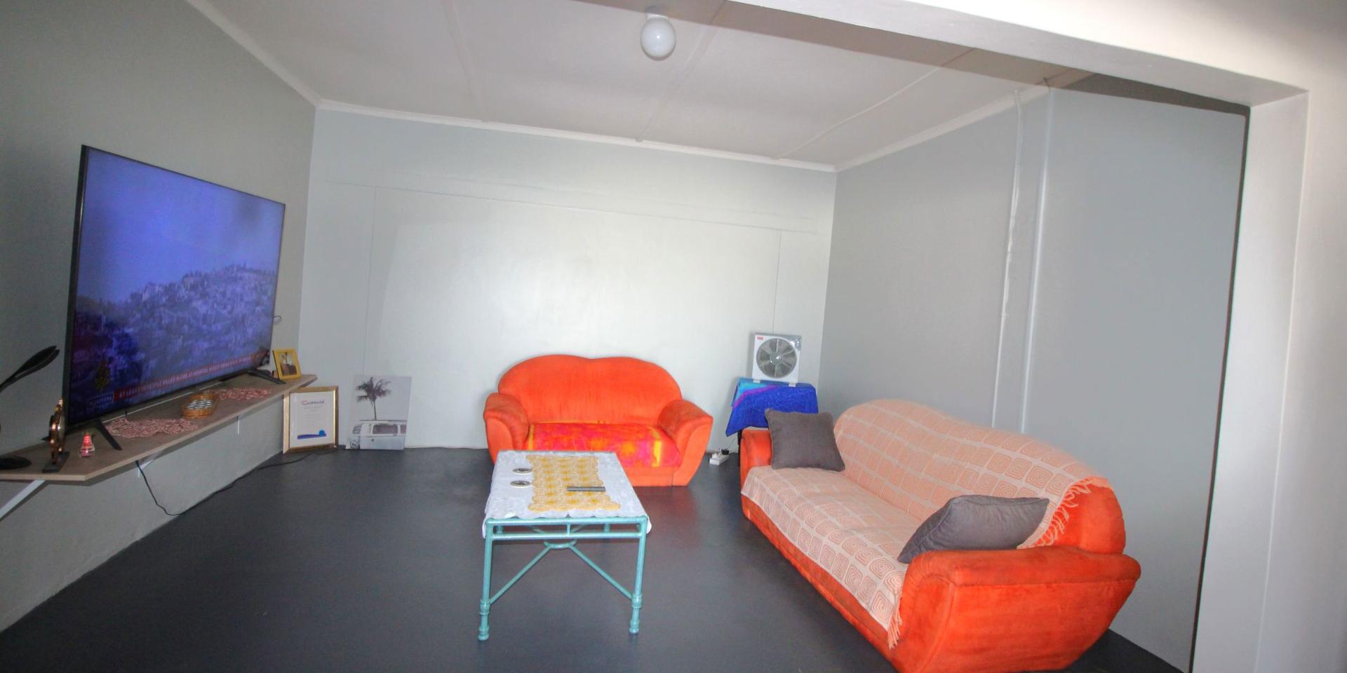 Image 5 of 6