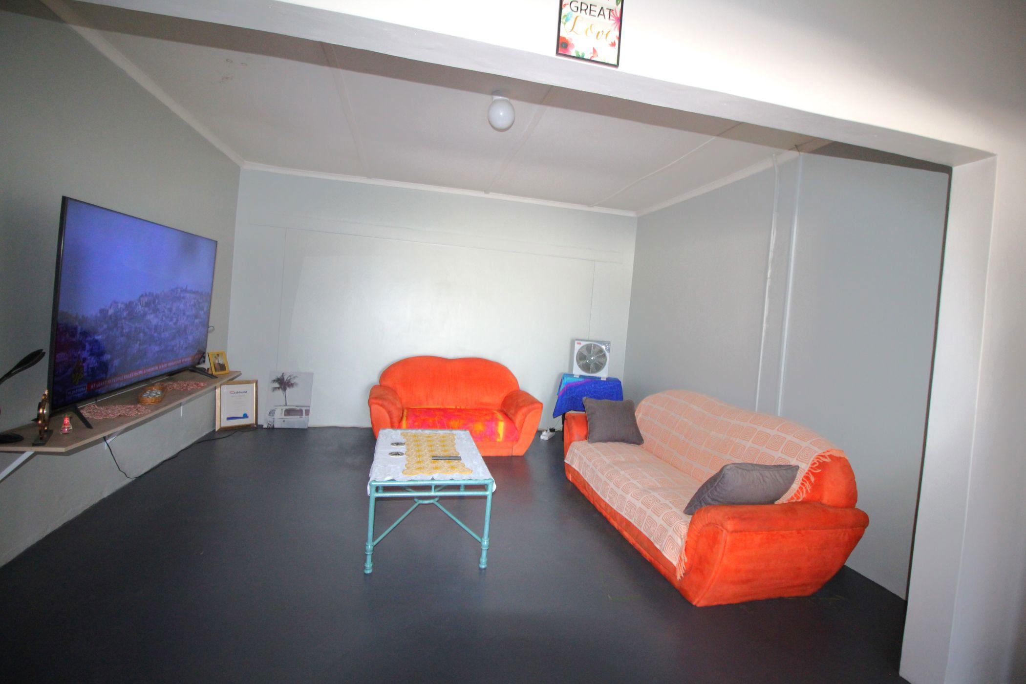 Image 5 of 6