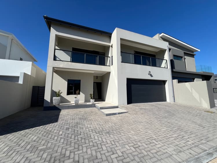 Main property image