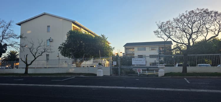 Main property image