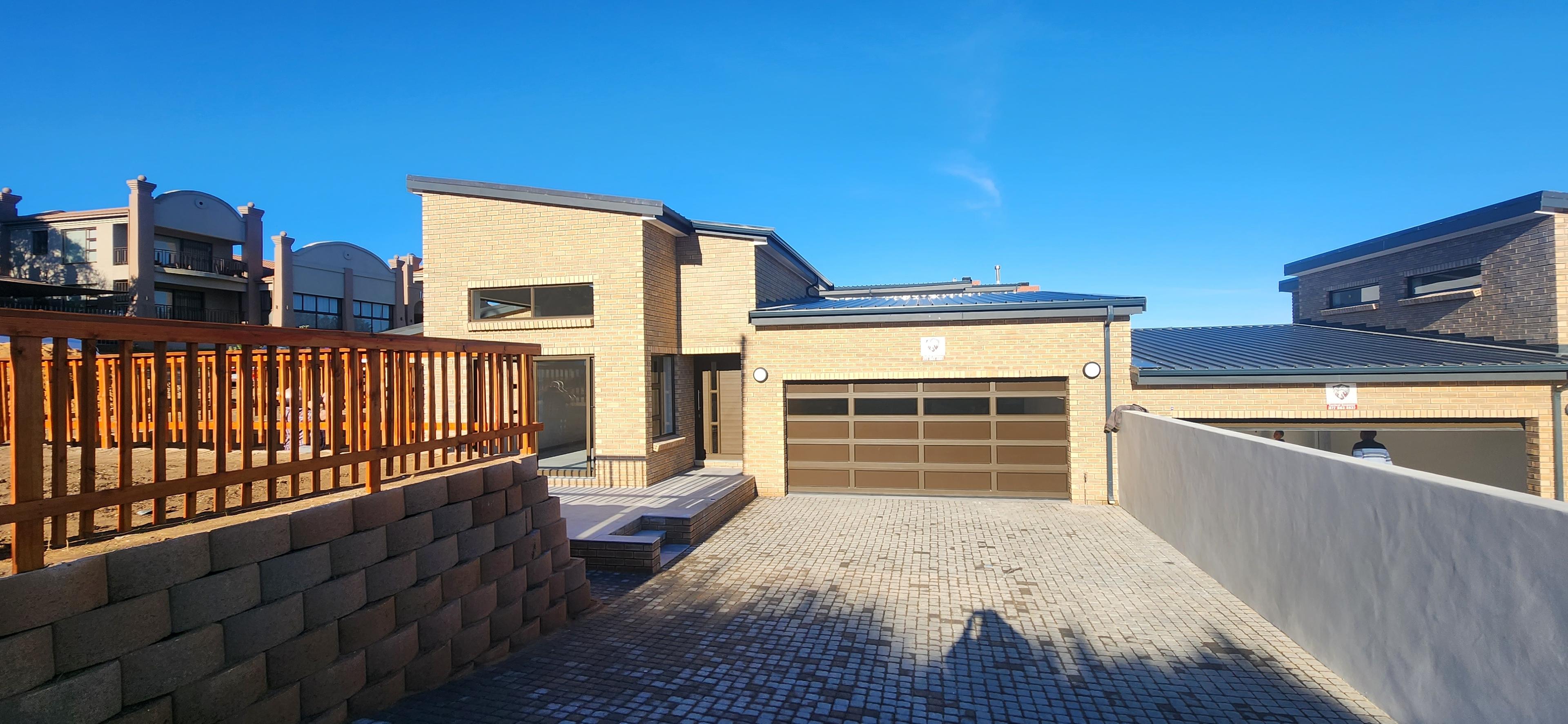 Image 4 of 6