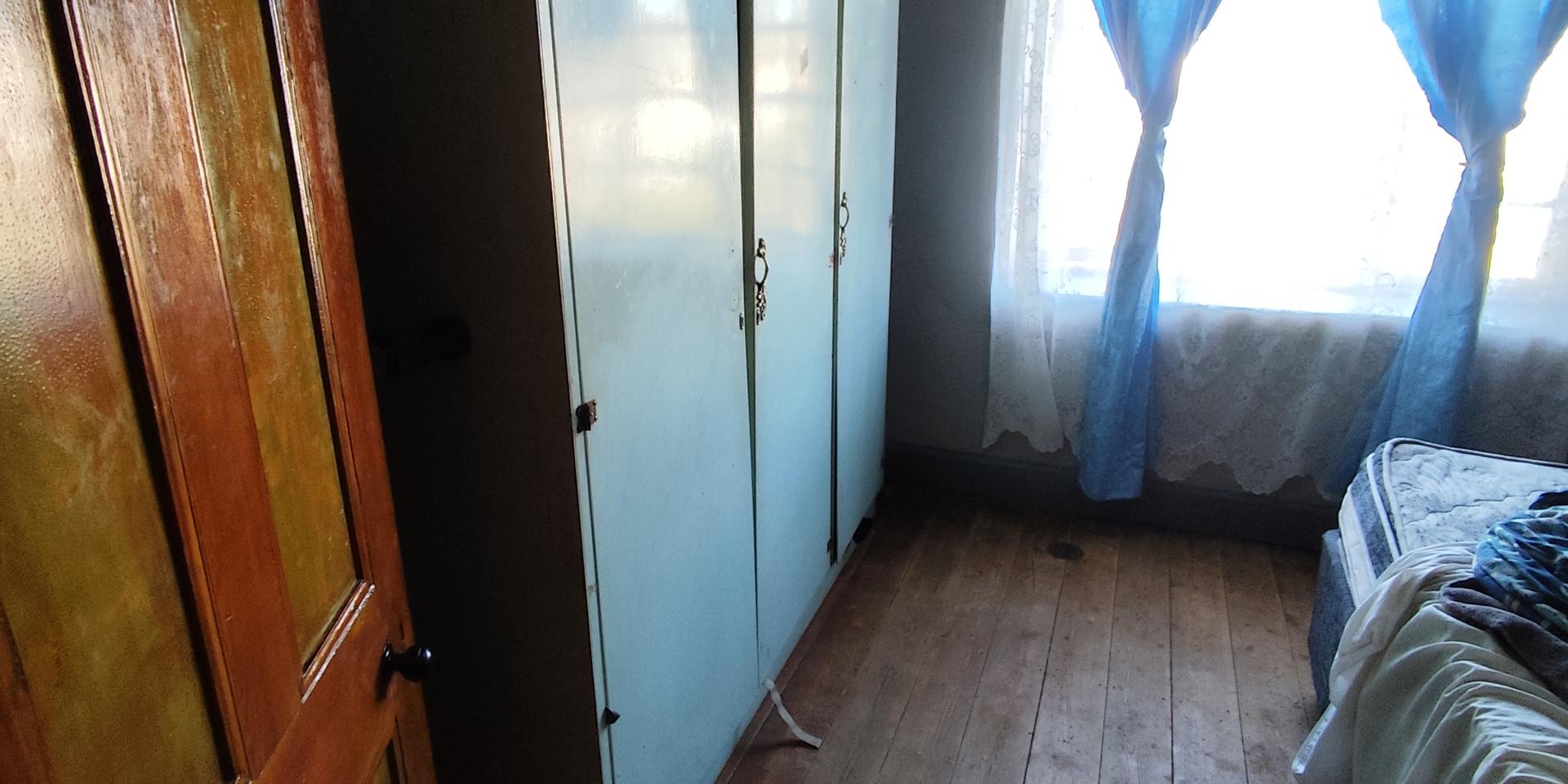 Image 5 of 6