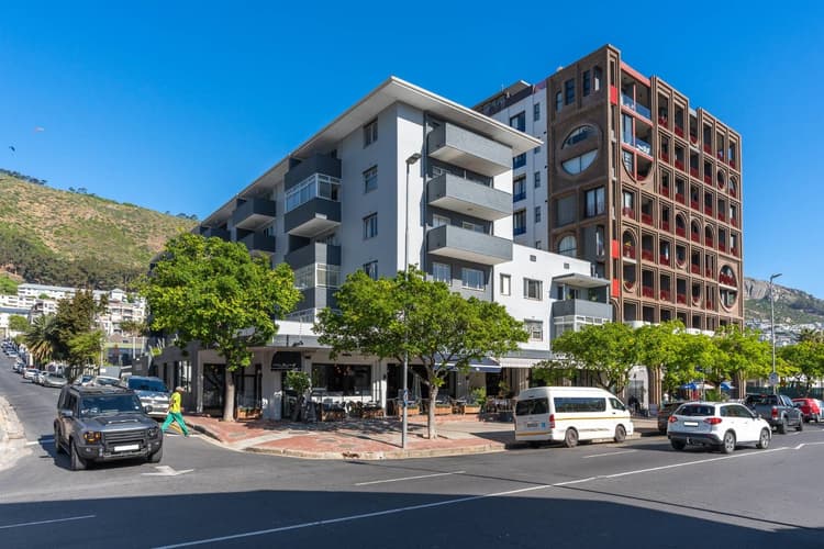 Main property image