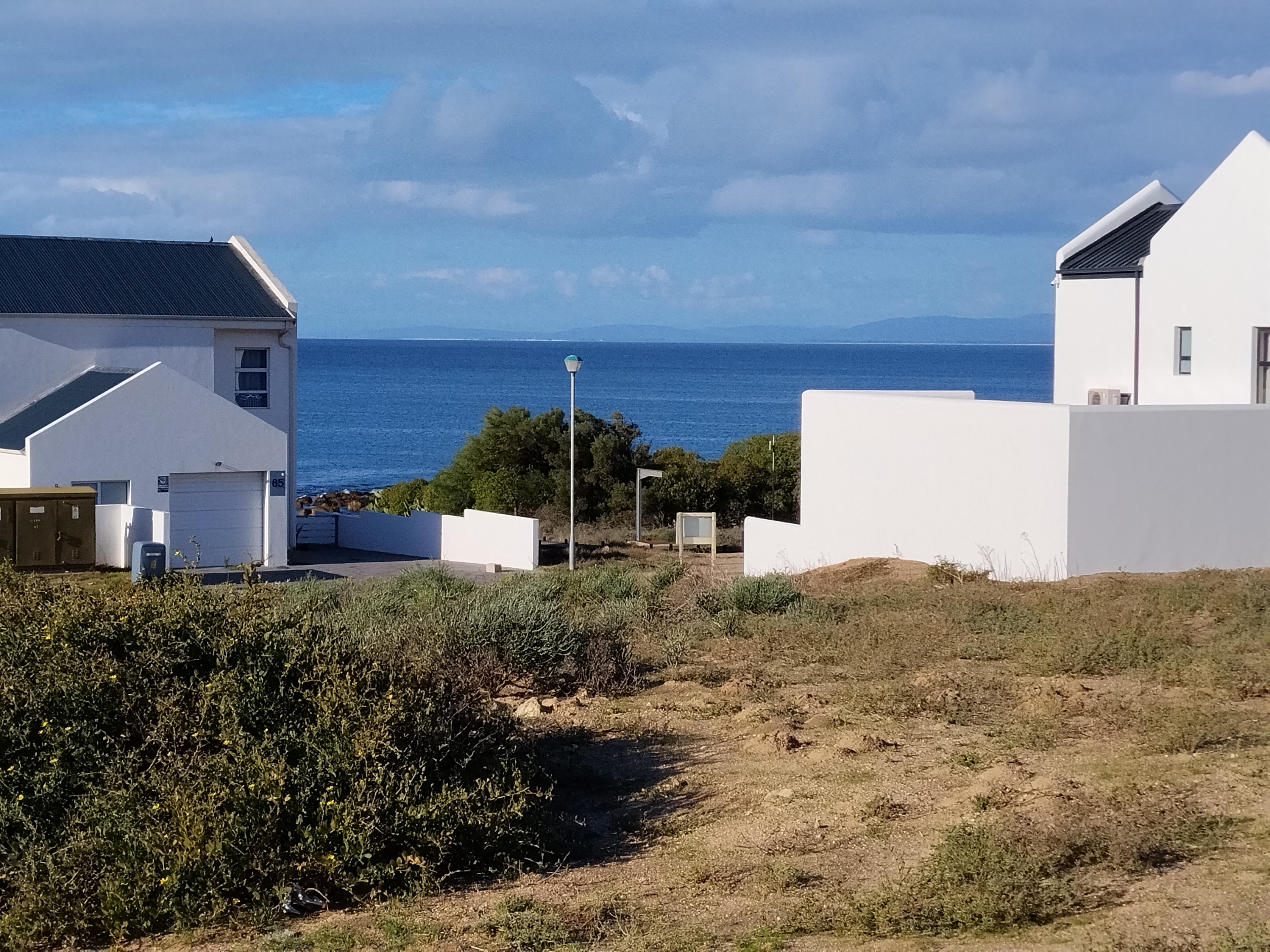 Image 4 of 6