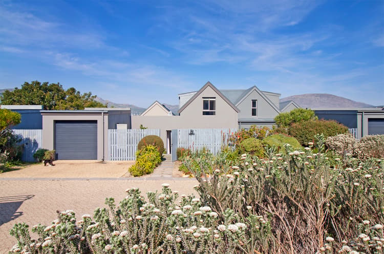 Main property image