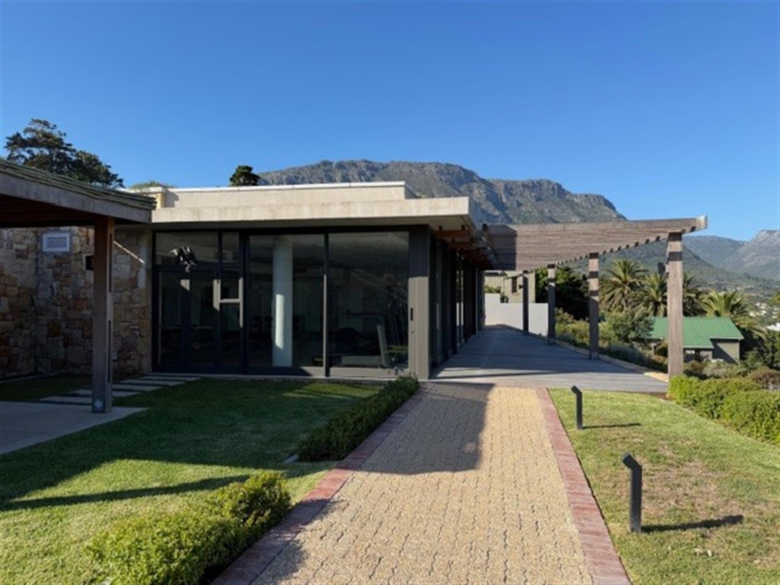 Image 4 of 6
