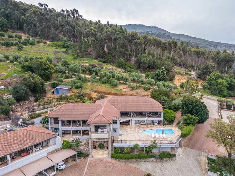 Main property image