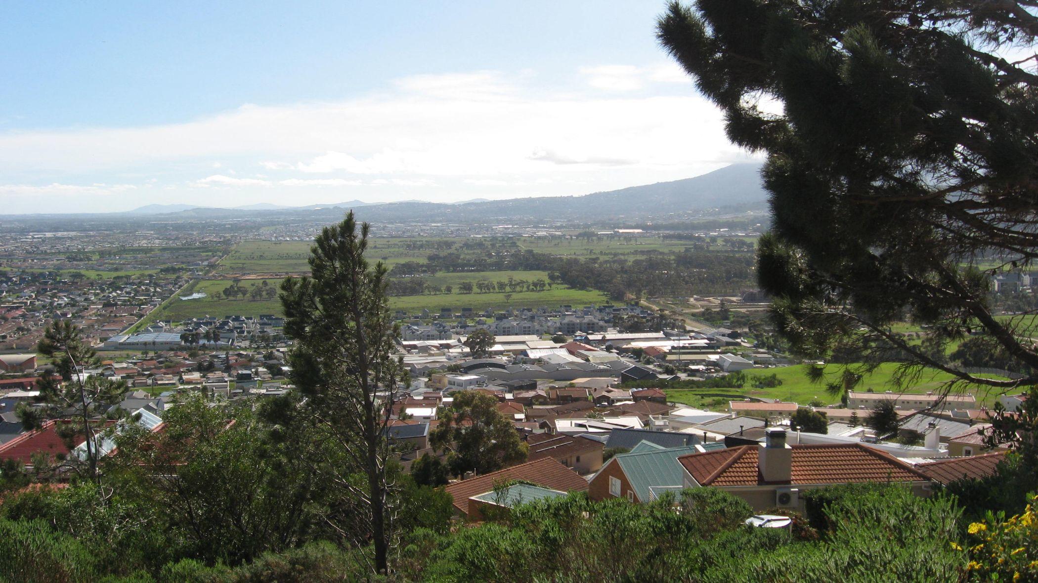 Image 2 of 6