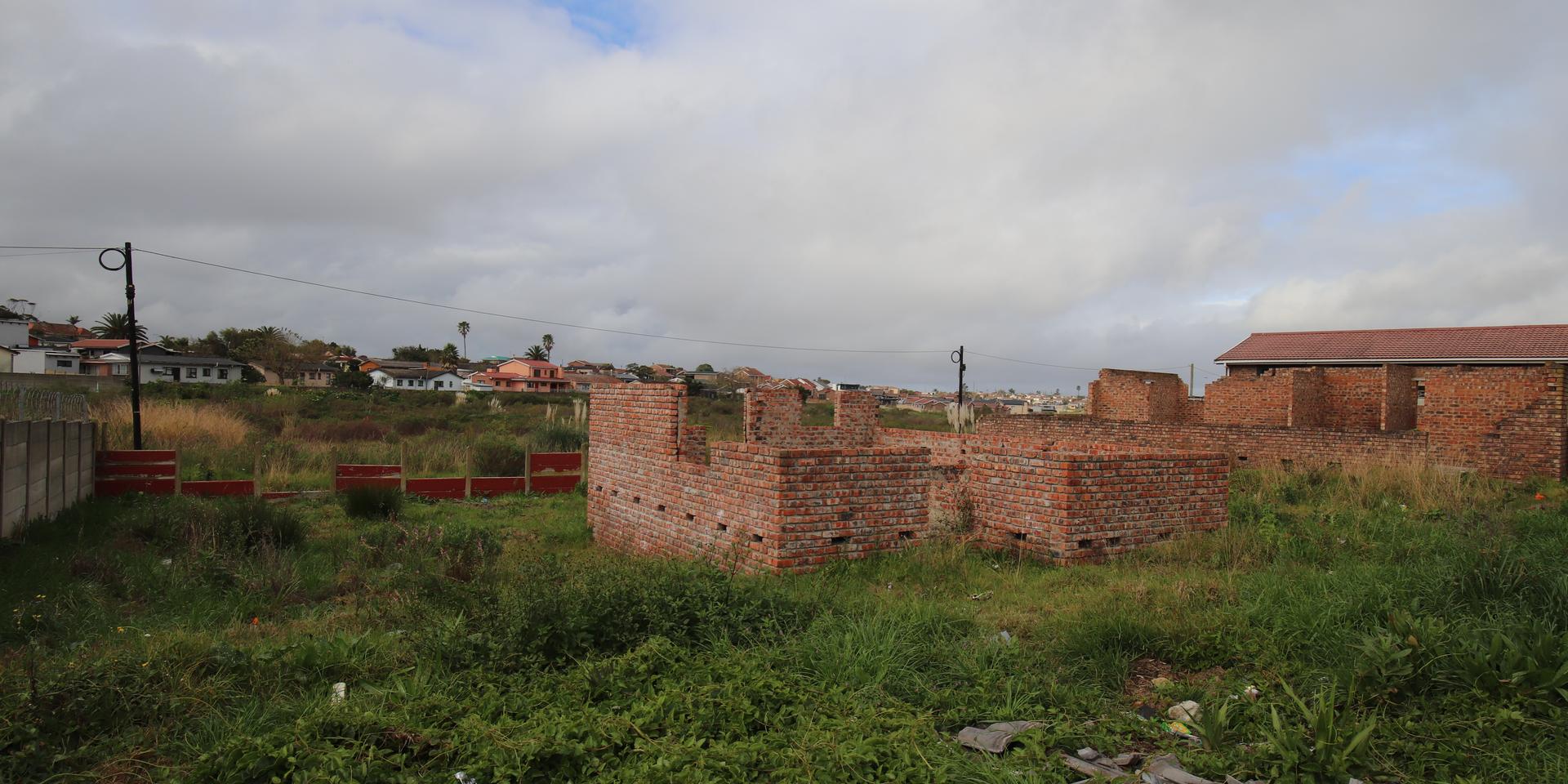 Image 2 of 6