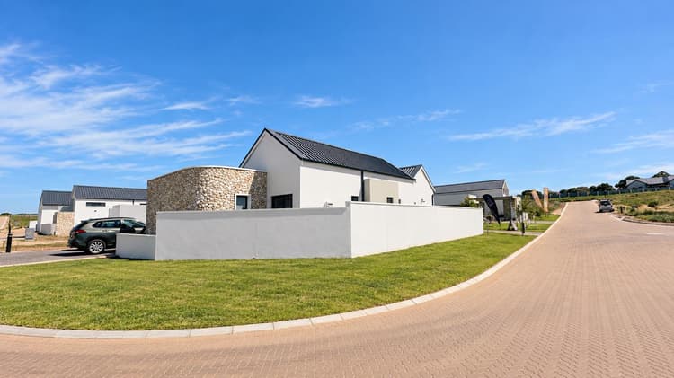 Main property image