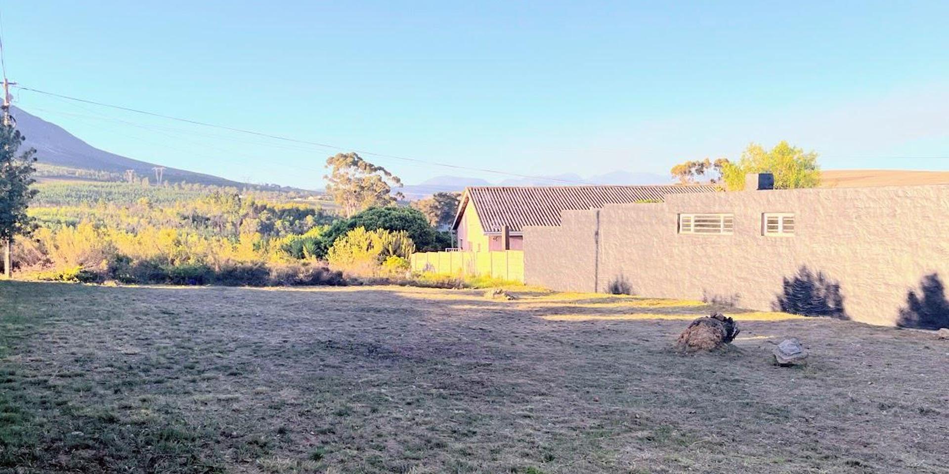 Image 2 of 6