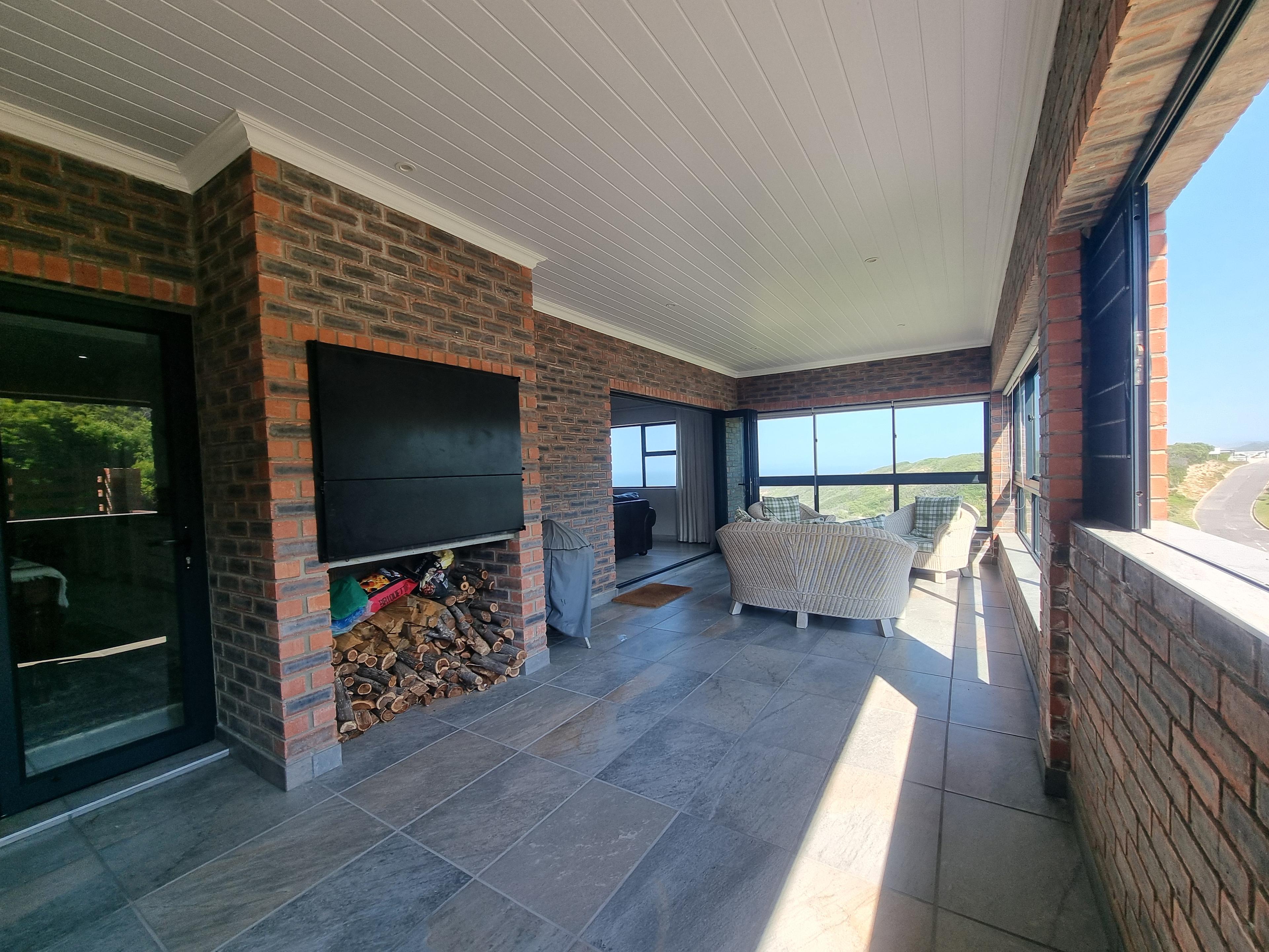Image 2 of 6