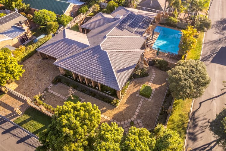 Main property image