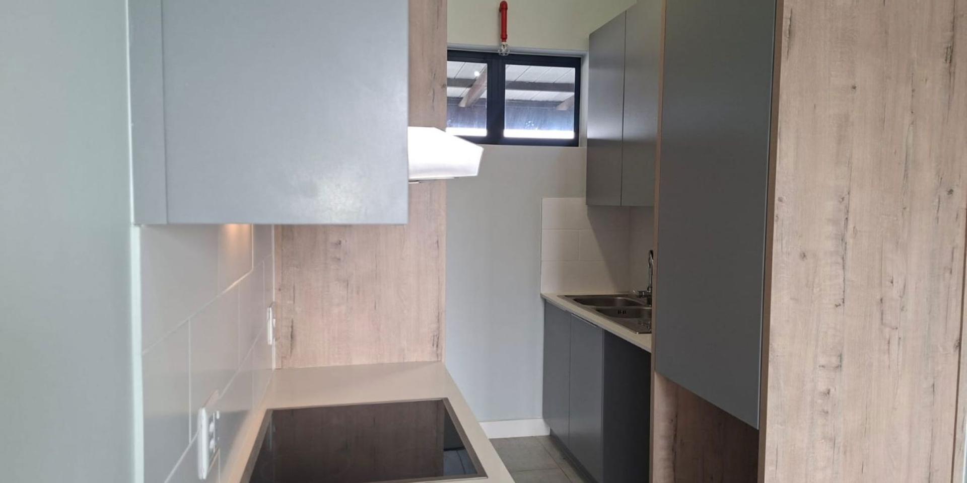 Image 5 of 6