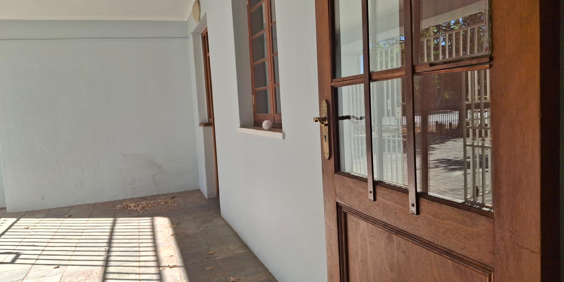 Image 5 of 6
