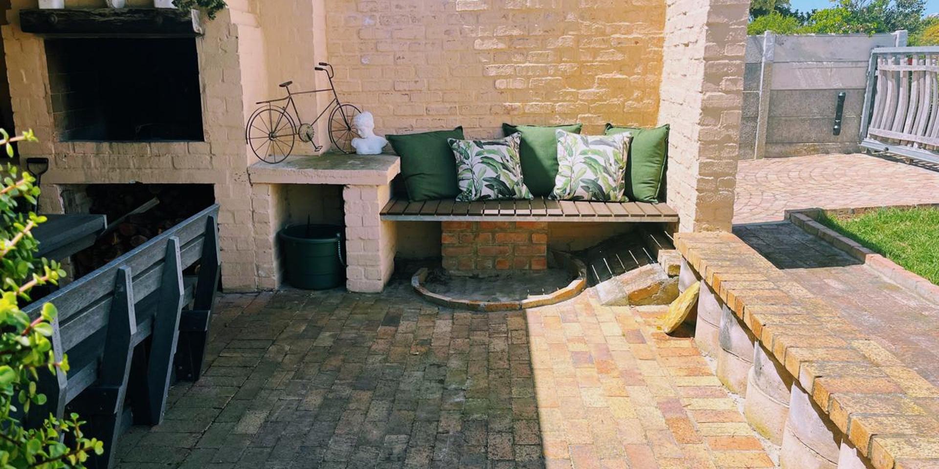 Image 2 of 6