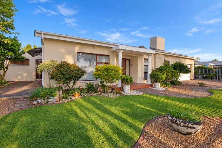 Main property image