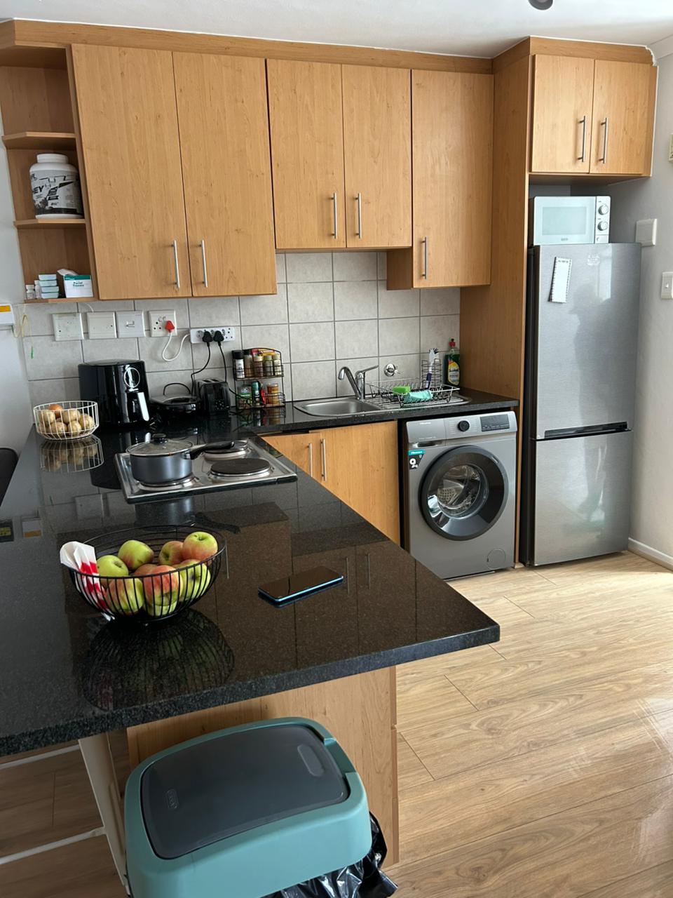 Image 2 of 6