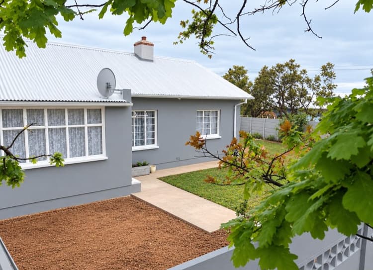 Main property image