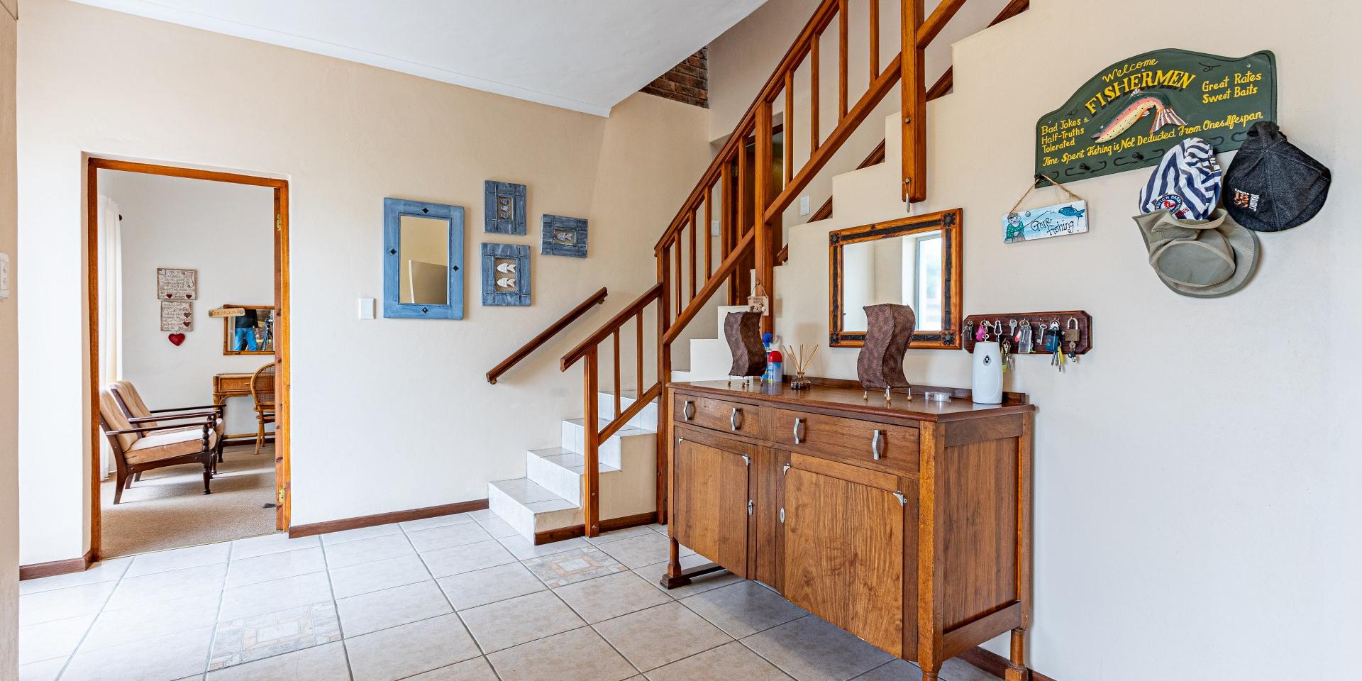 Image 4 of 6