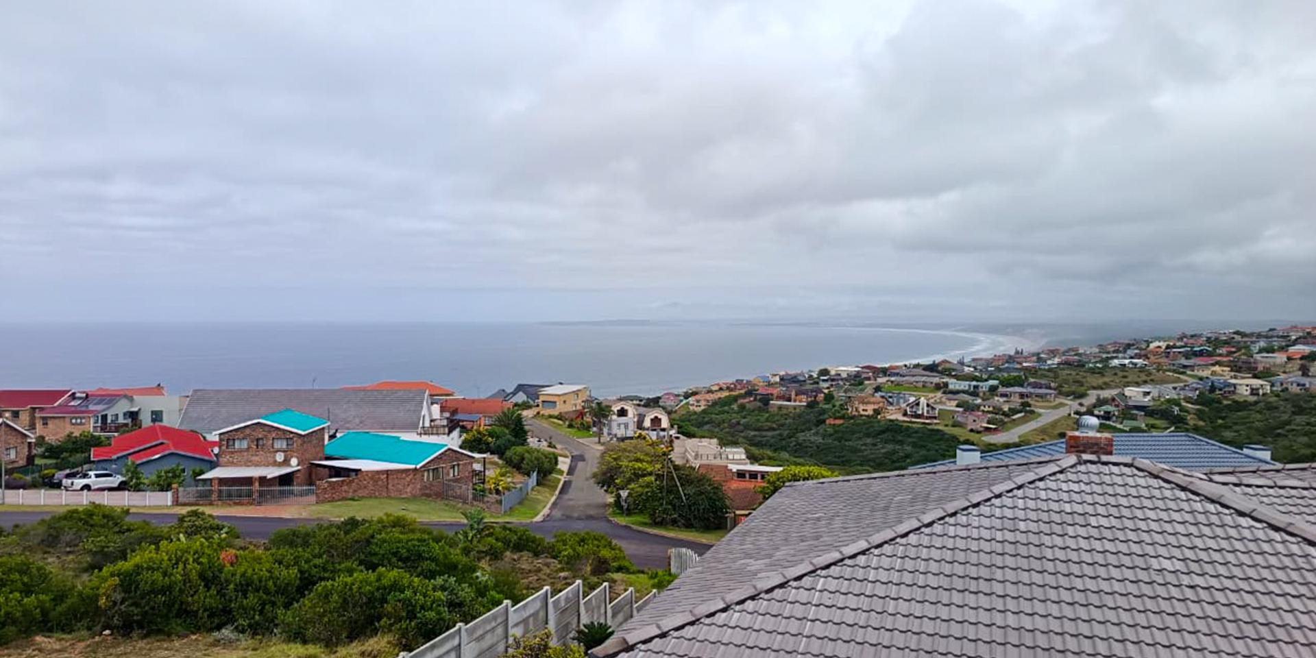 Image 2 of 6