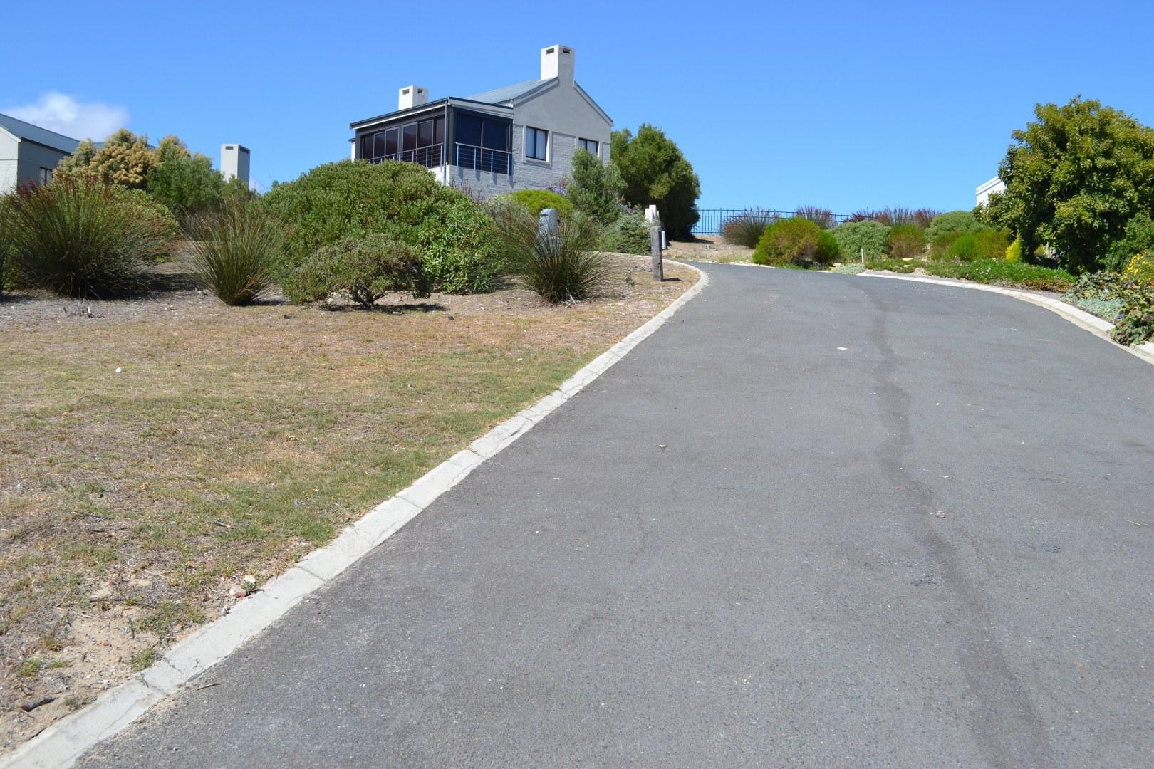 Image 4 of 6