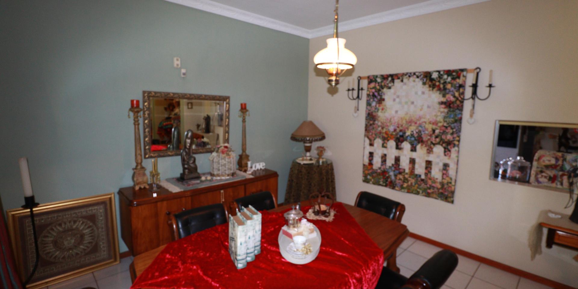Image 3 of 6