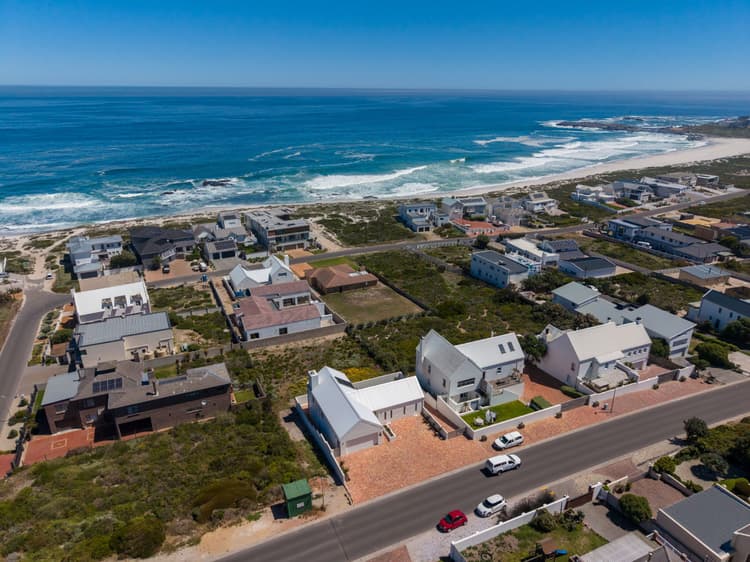 Main property image