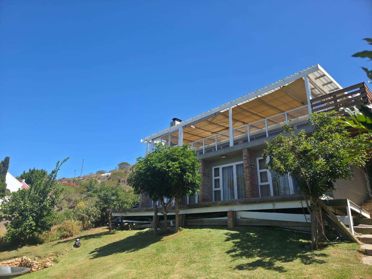 Image 2 of 6