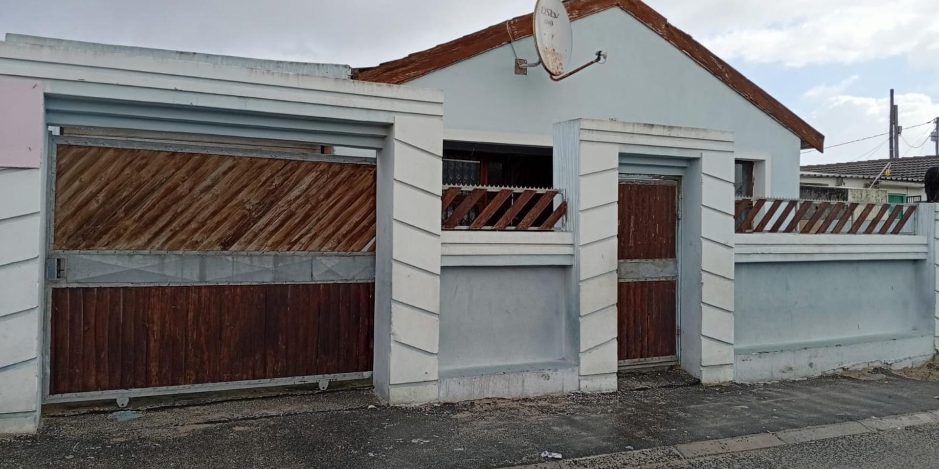 Image 1 of 6