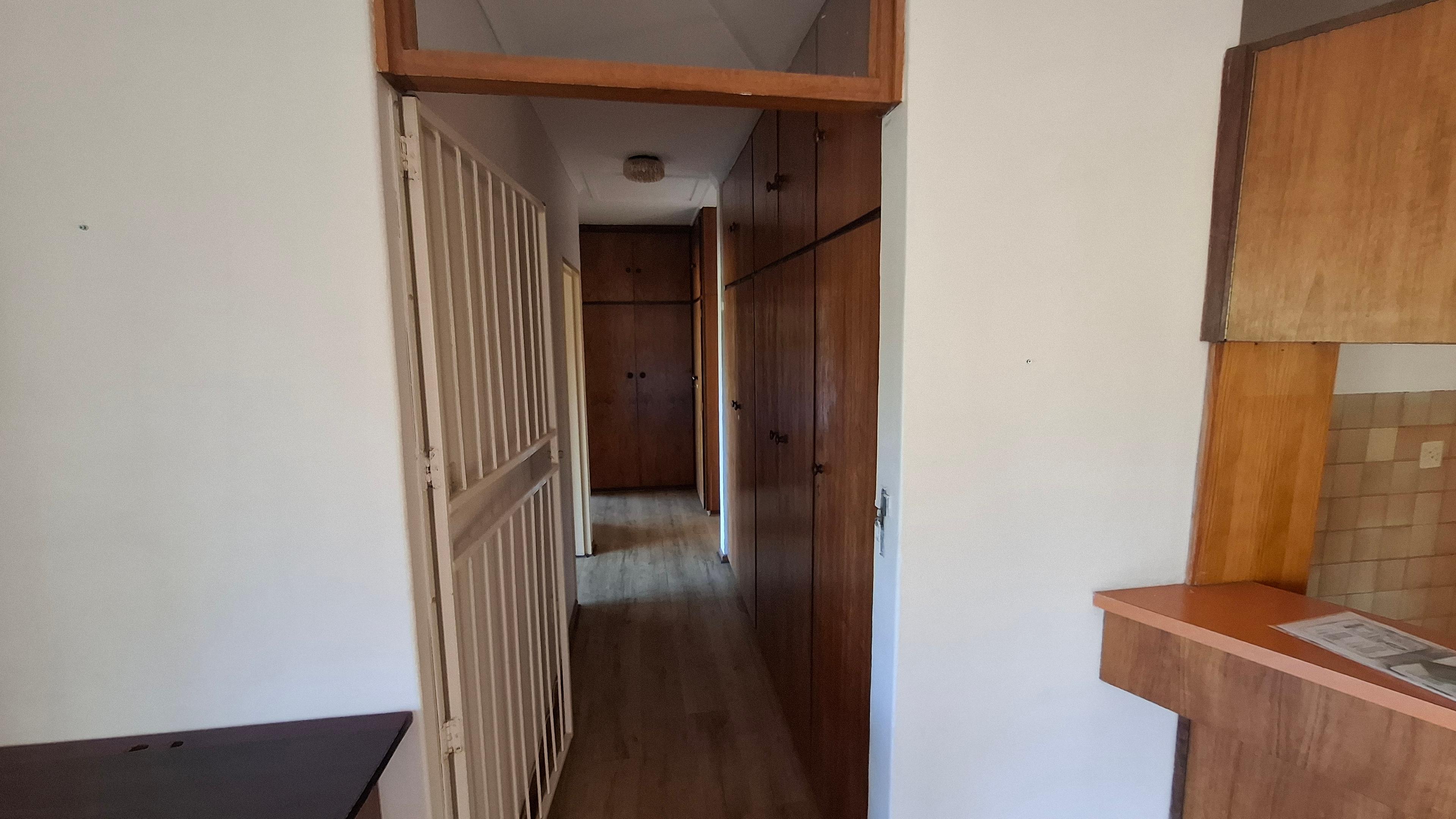 Image 5 of 6