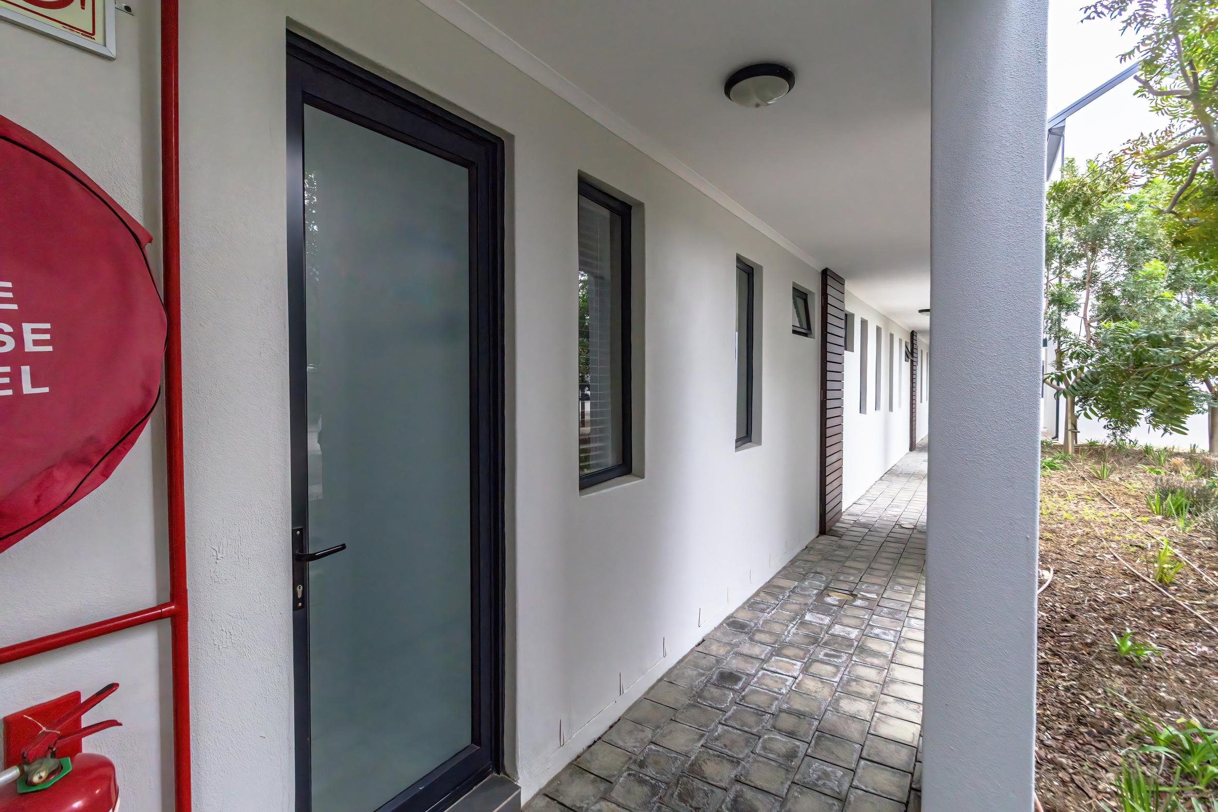 Image 5 of 6