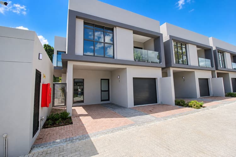 Main property image