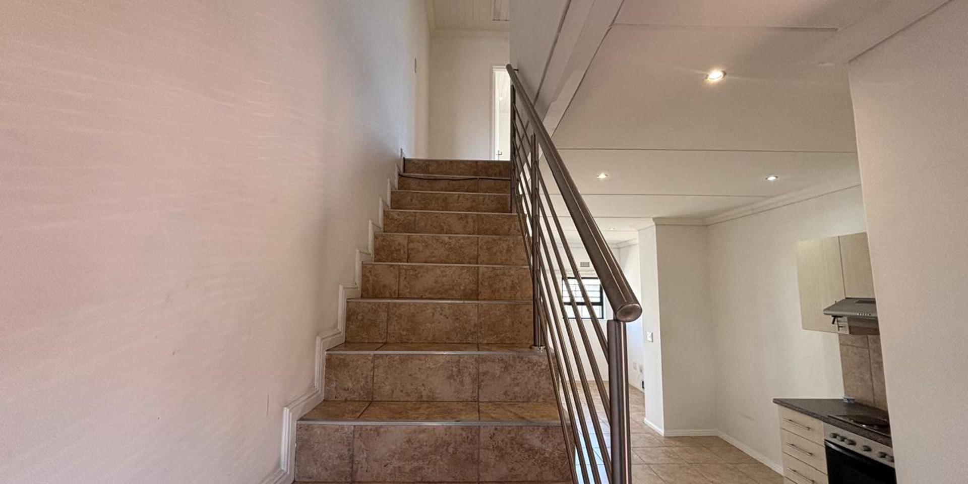 Image 5 of 6