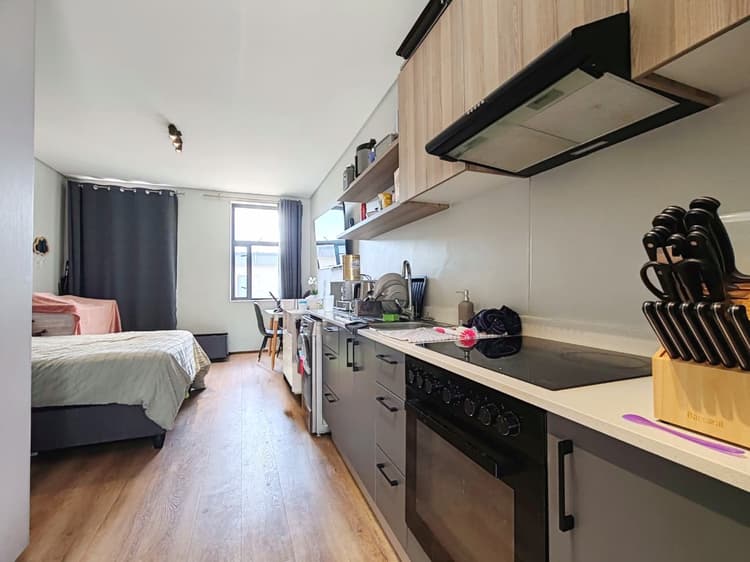 Main property image
