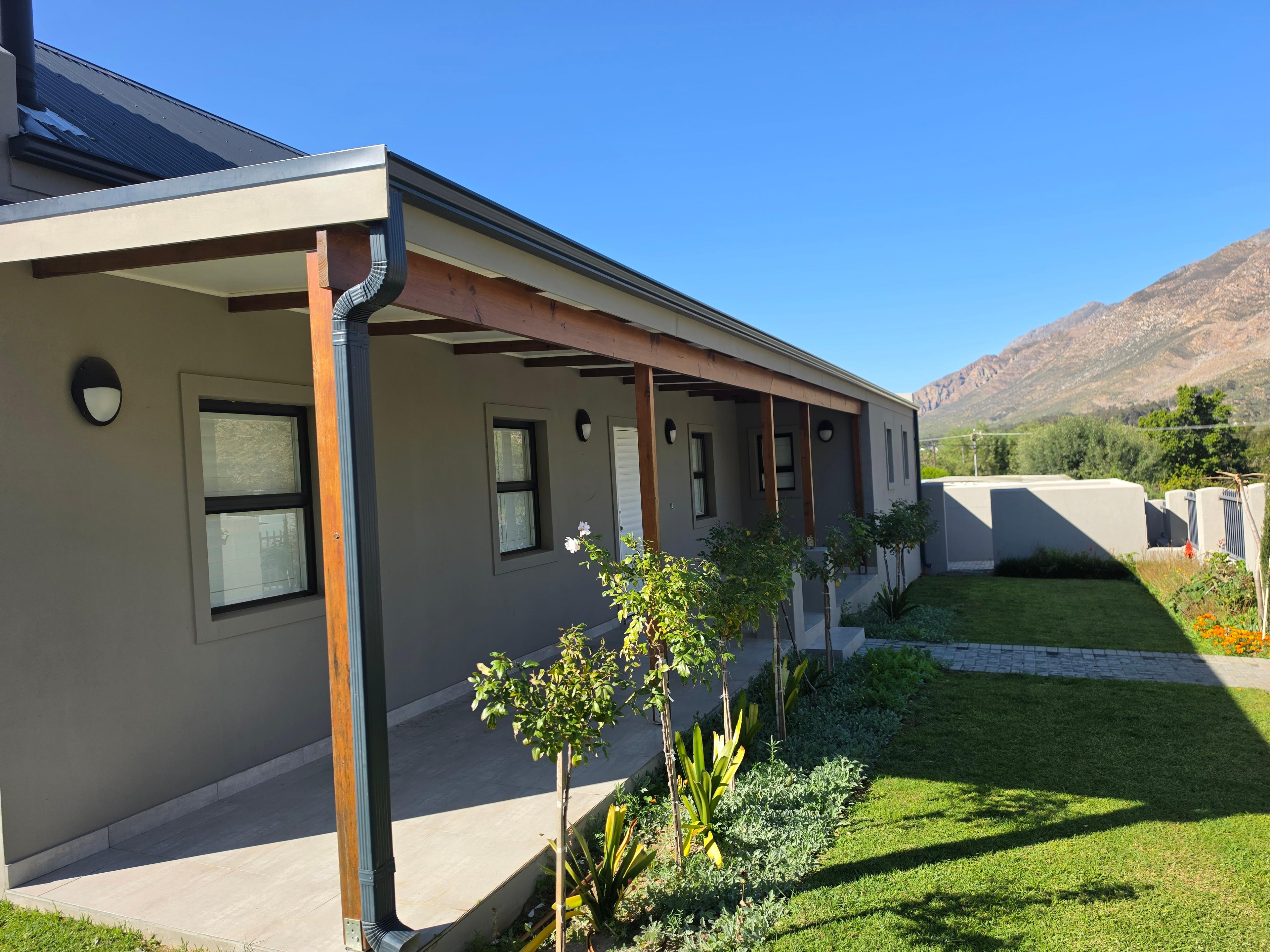 Image 4 of 6