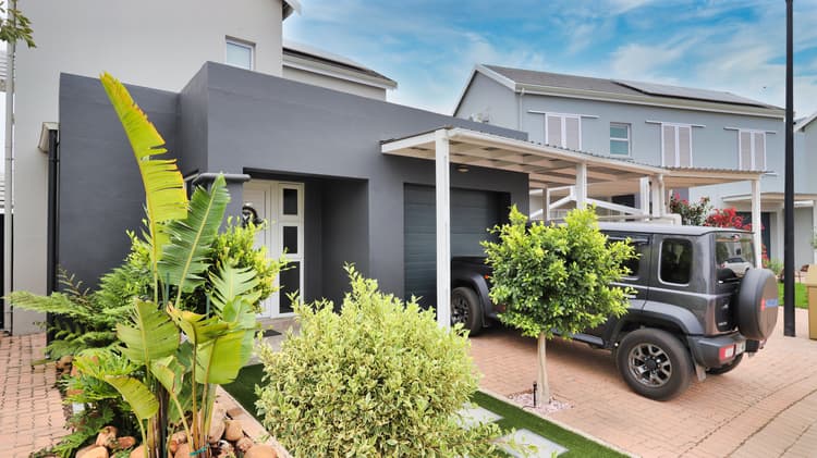 Main property image