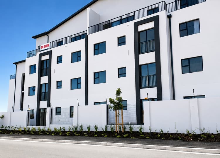 Main property image