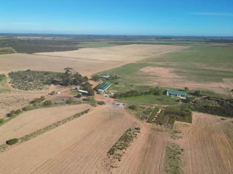 Main property image