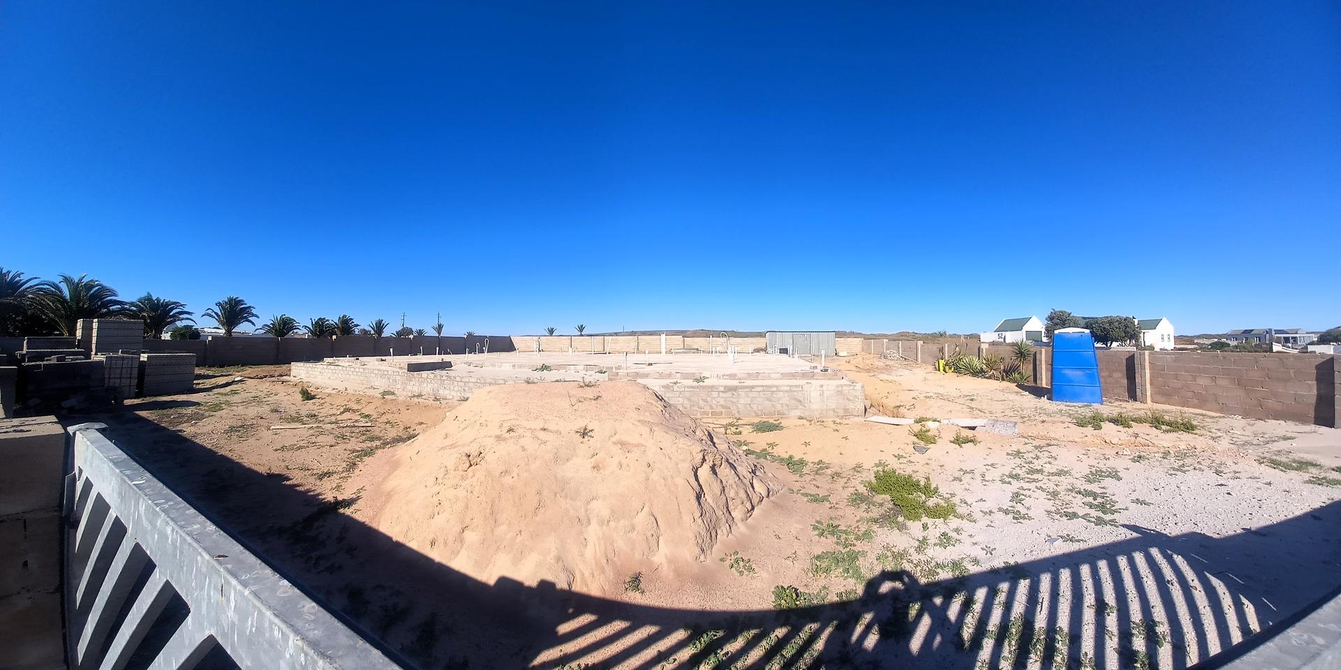 Image 2 of 6