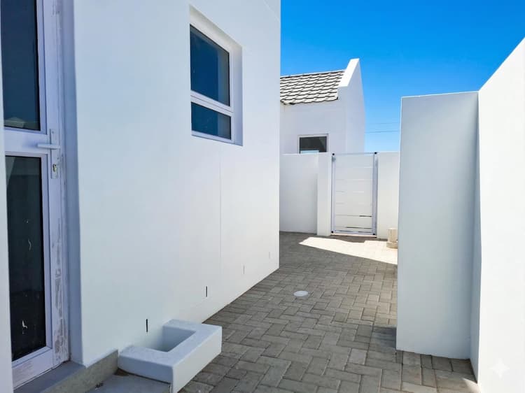 Main property image