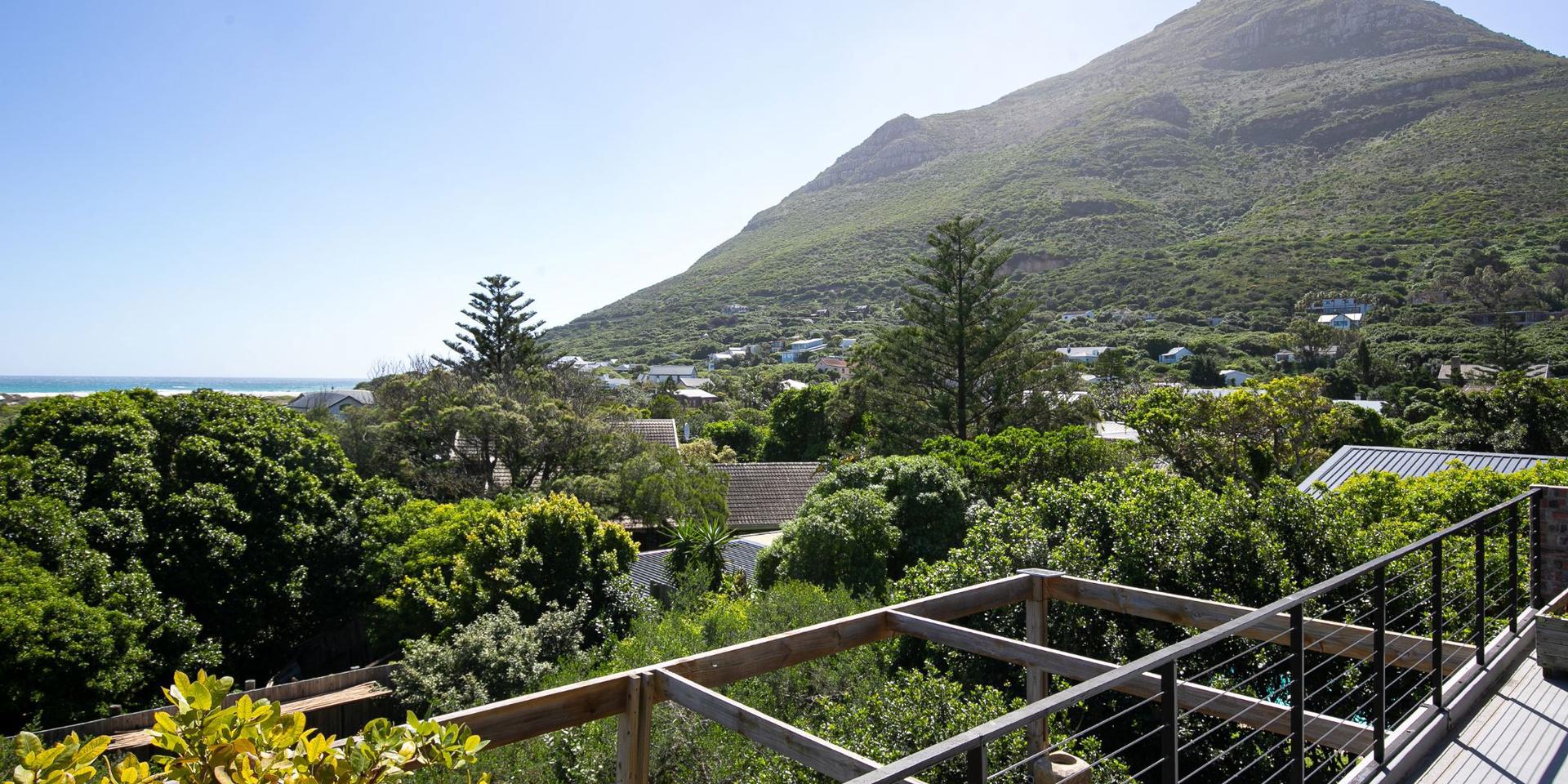 Image 4 of 6