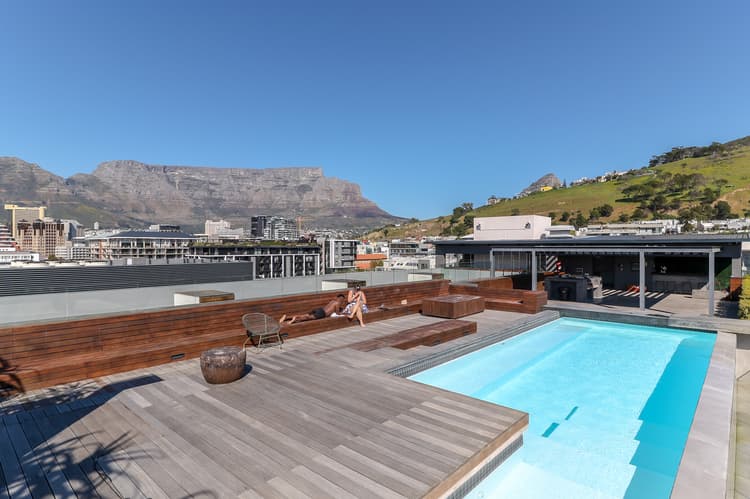 Main property image