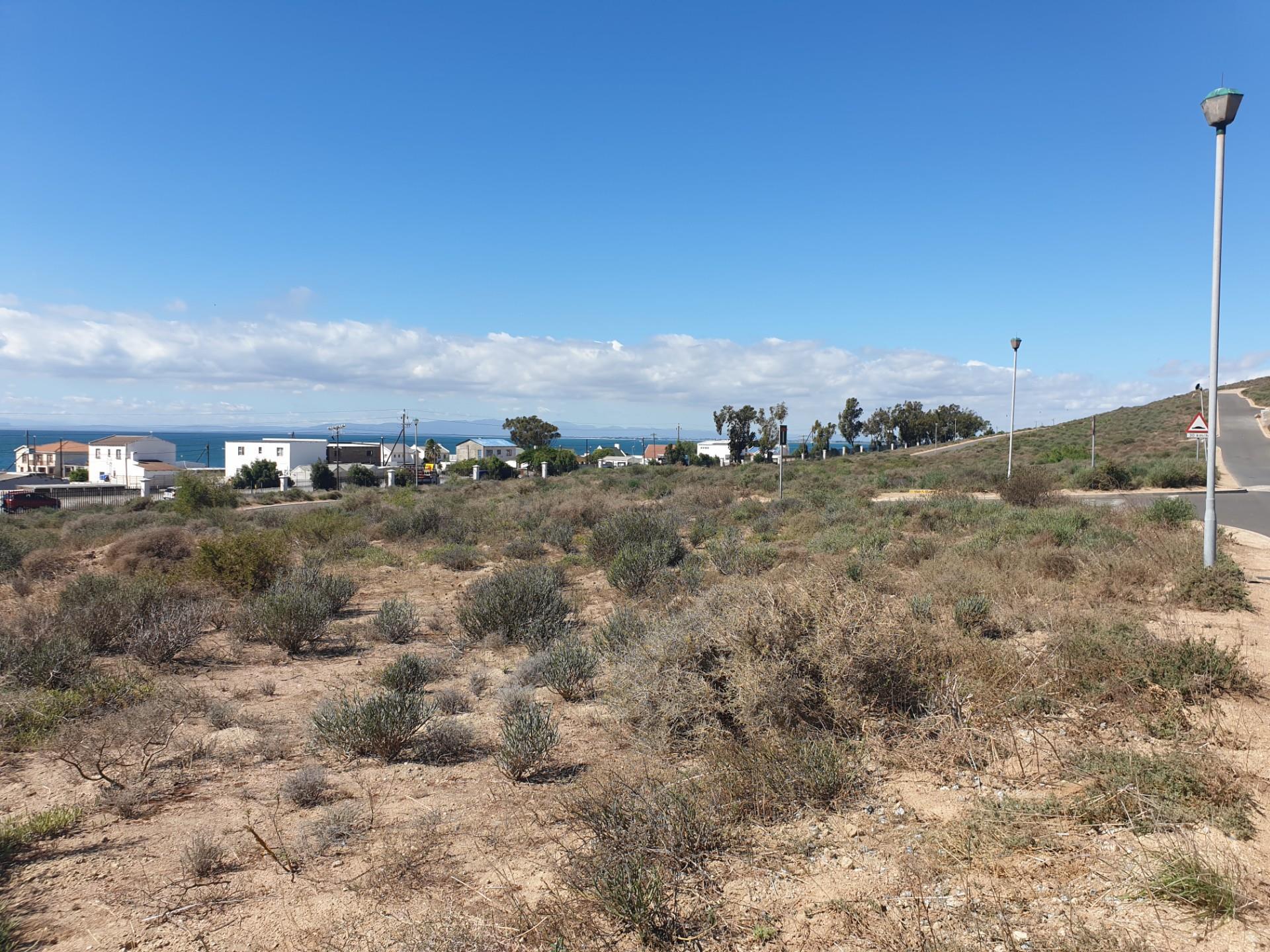 Image 2 of 6